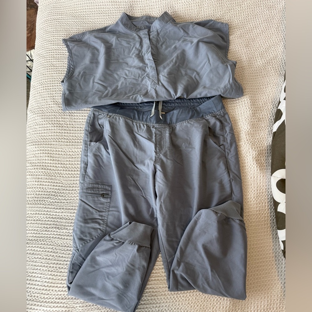 Figs Technical Collection Scrub Set